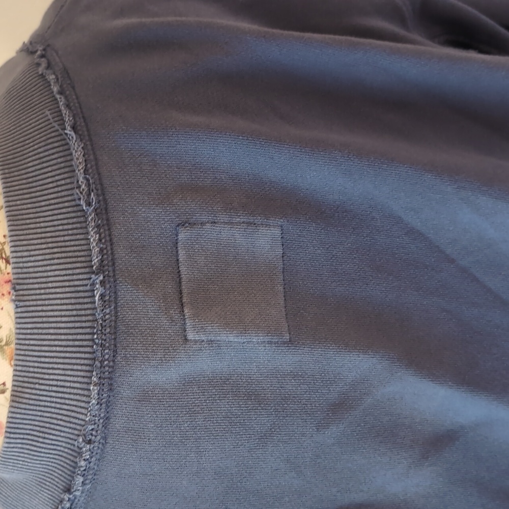 Aerie Everyday V Neck Dusty Blue color - XS- M - Picture 5 of 5